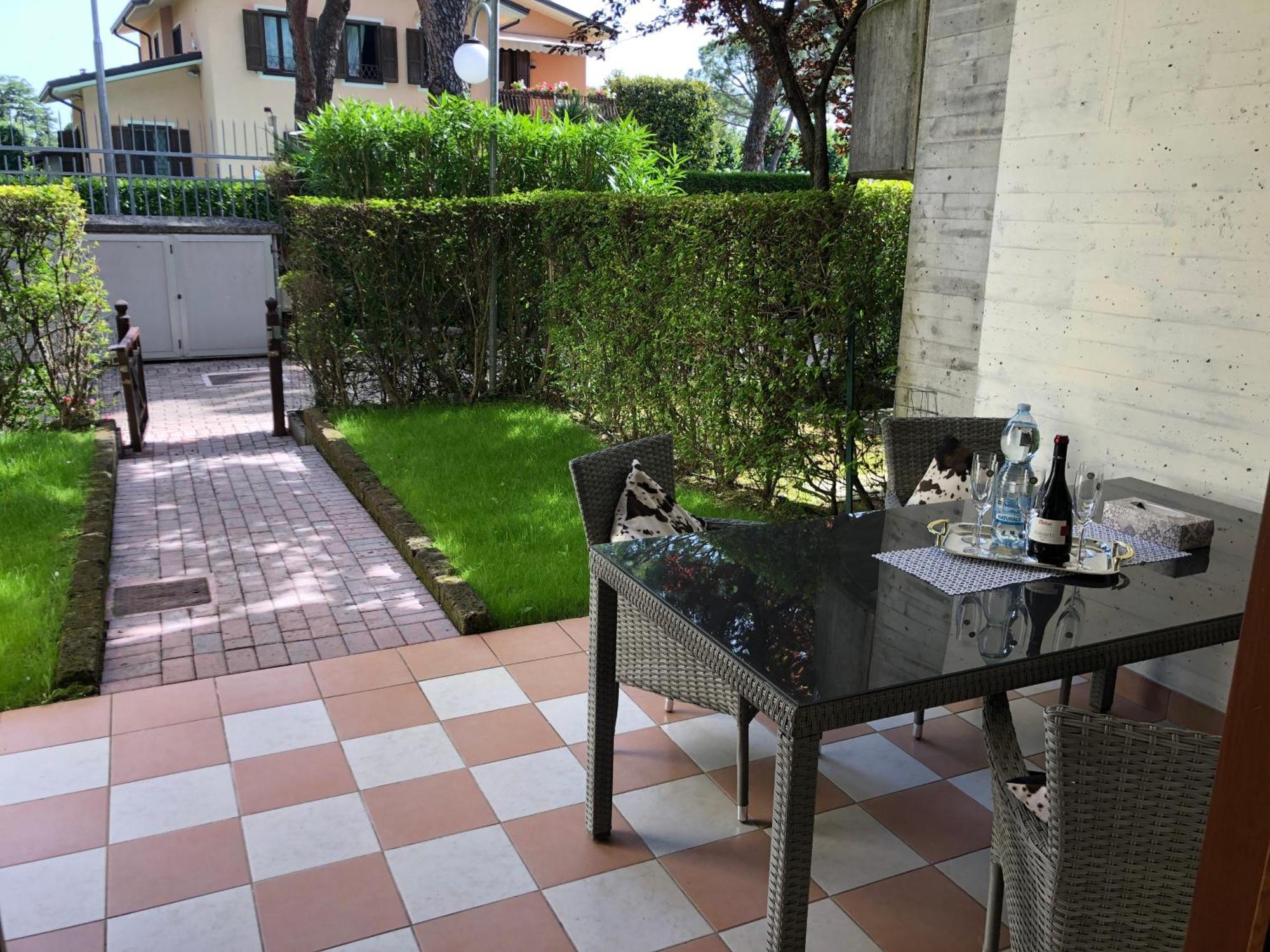 Casa Lorenzo Desenzano del Garda Exterior foto